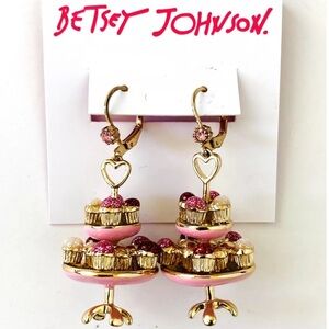 NWT BETSEY JOHNSON TIERED CUPCAKE EARRINGS